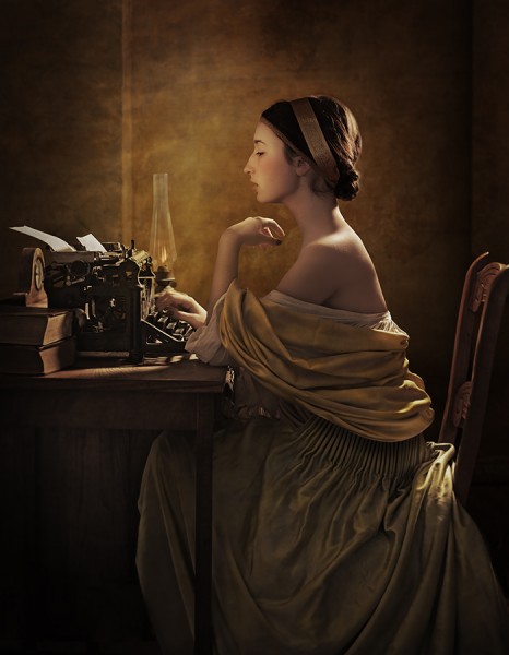 f mujer joven y maquina de escribir (ramon)